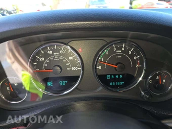 2015 Jeep Wrangler Unlimited Sport - miniatura 9