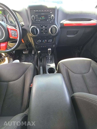 2015 Jeep Wrangler Unlimited Sport - miniatura 10