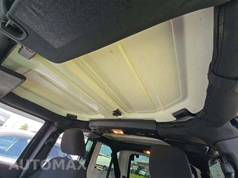 2015 Jeep Wrangler Unlimited Sport - miniatura 11