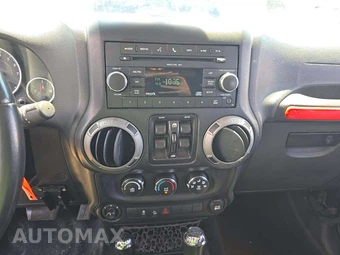 2015 Jeep Wrangler Unlimited Sport - miniatura 26