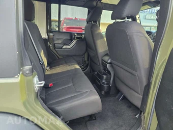 2015 Jeep Wrangler Unlimited Sport - miniatura 11