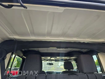 2015 Jeep Wrangler Unlimited Sport - miniatura 17