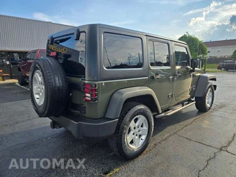 2015 Jeep Wrangler Unlimited Sport - miniatura 8