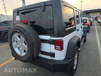 2015 Jeep Wrangler Unlimited Sport - miniatura 4