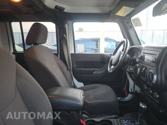 2015 Jeep Wrangler Unlimited Sport - miniatura 8