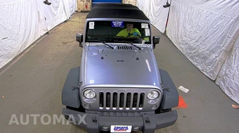 2015 Jeep Wrangler Unlimited Sport - miniatura 2