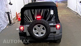 2015 Jeep Wrangler Unlimited Sport - miniatura 5