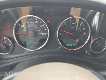 2015 Jeep Wrangler Unlimited Sport - miniatura 6