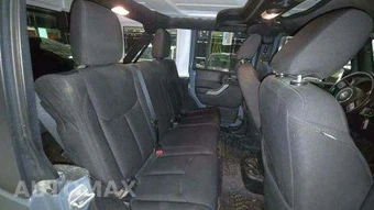 2015 Jeep Wrangler Unlimited Sport - miniatura 17