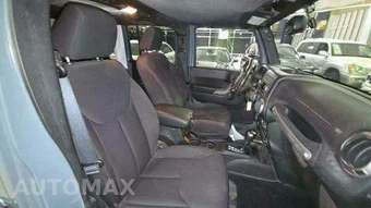 2015 Jeep Wrangler Unlimited Sport - miniatura 19
