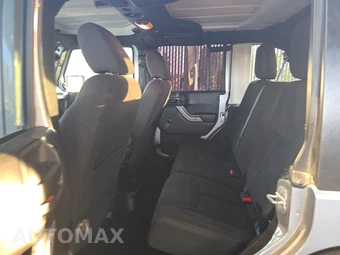 2015 Jeep Wrangler Unlimited Willys Wheeler Edition - miniatura 13