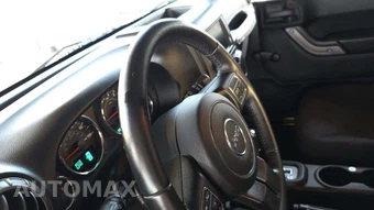2015 Jeep Wrangler Unlimited Willys Wheeler Edition - miniatura 23