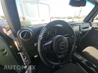 2015 Jeep Wrangler Unlimited Willys Wheeler Edition - miniatura 11
