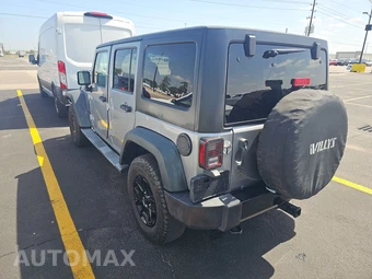 2015 Jeep Wrangler Unlimited Willys Wheeler Edition - miniatura 6
