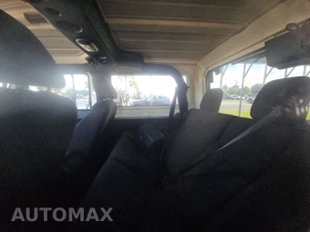 2015 Jeep Wrangler Willys Wheeler Edition - miniatura 13