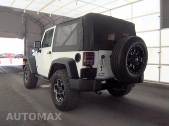 2015 Jeep Wrangler Willys Wheeler Edition - miniatura 6