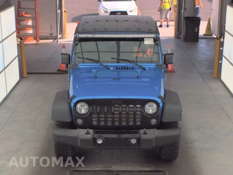 2015 Jeep Wrangler Willys Wheeler Edition - miniatura 2