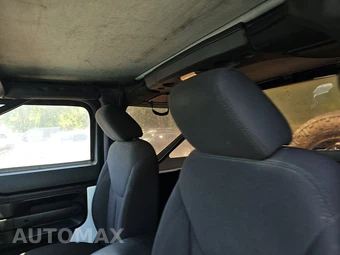 2015 Jeep Wrangler Willys Wheeler Edition - miniatura 18