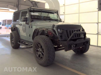2015 Jeep Wrangler Willys Wheeler Edition - miniatura 3