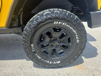 2015 Jeep Wrangler Willys Wheeler Edition - miniatura 11
