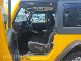 2015 Jeep Wrangler Willys Wheeler Edition - miniatura 13