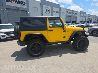 2015 Jeep Wrangler Willys Wheeler Edition - miniatura 9