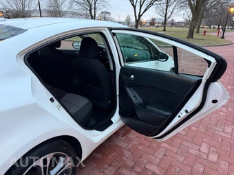 2015 Kia Forte EX Sedan - miniatura 28