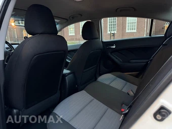 2015 Kia Forte EX Sedan - miniatura 32