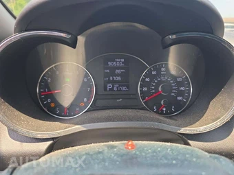 2015 Kia Forte LX Sedan – miniatura 9