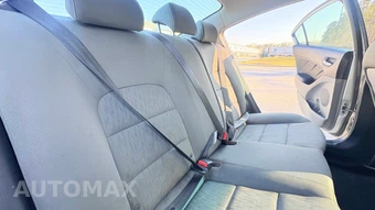 2015 Kia Forte LX Sedan - miniatura 10