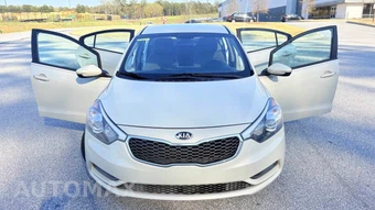 2015 Kia Forte LX Sedan - miniatura 4