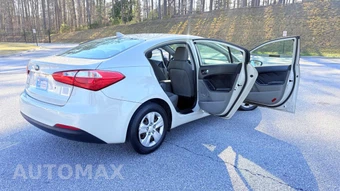 2015 Kia Forte LX Sedan - miniatura 7