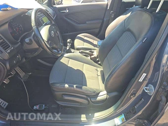 2015 Kia Forte5 SX Hatchback – miniatura 3