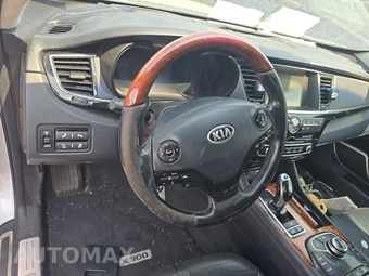 2015 Kia K900 Luxury - miniatura 10