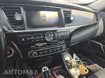 2015 Kia K900 Luxury - miniatura 11