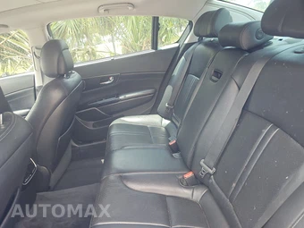 2015 Kia K900 Premium – miniatura 13