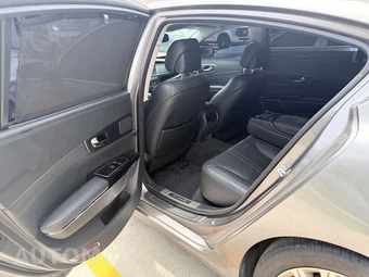 2015 Kia K900 Premium - miniatura 7
