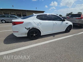 2015 Kia Optima LX – miniatura 4