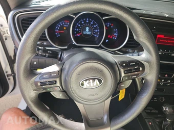 2015 Kia Optima LX – miniatura 10
