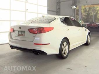2015 Kia Optima LX – miniatura 4