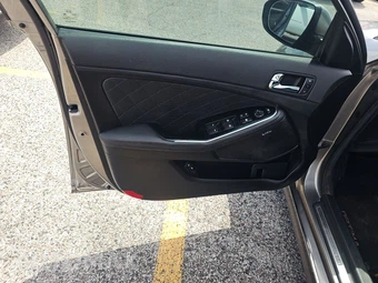 2015 Kia Optima SXL - miniatura 9