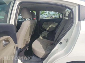 2015 Kia Rio LX Sedan - miniatura 9