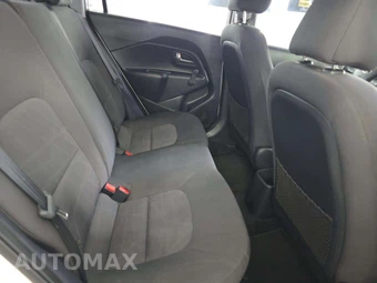 2015 Kia Rio LX Sedan – miniatura 16