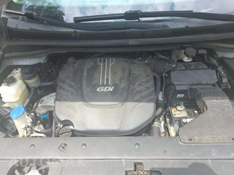 2015 Kia Sedona LX 120.5" WB - miniatura 24
