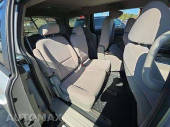 2015 Kia Sedona LX 120.5" WB - miniatura 17