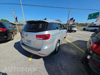 2015 Kia Sedona LX 120.5" WB - miniatura 3