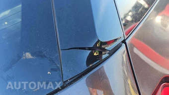 2015 Kia Sedona LX 120.5" WB – miniatura 21