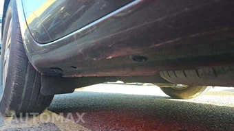 2015 Kia Sedona LX 120.5" WB – miniatura 24