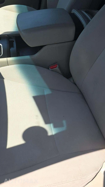2015 Kia Sedona LX 120.5" WB - miniatura 22