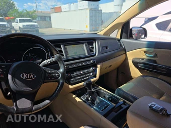 2015 Kia Sedona SXL 120.5" WB – miniatura 10